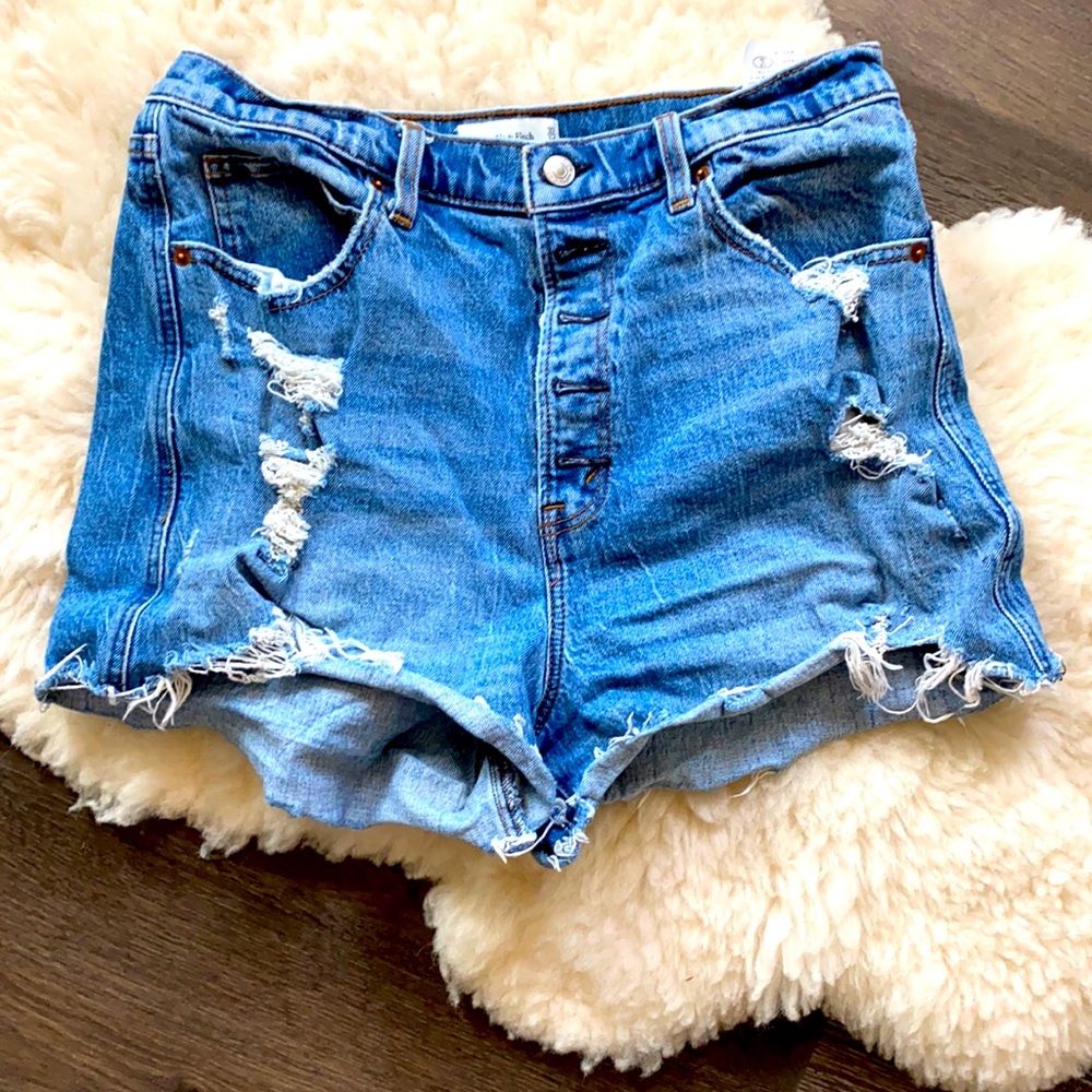 Distressed Ultra High Rise Mom Shorts
